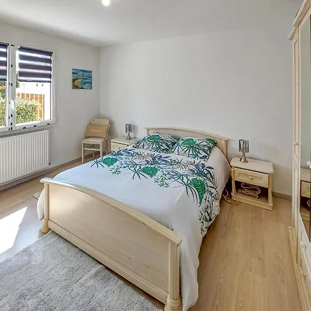Awesome In With Kitchen Holiday home Notre-Dame-de-Monts