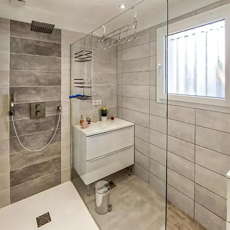 Holiday home Awesome In With Kitchen Notre-Dame-de-Monts
