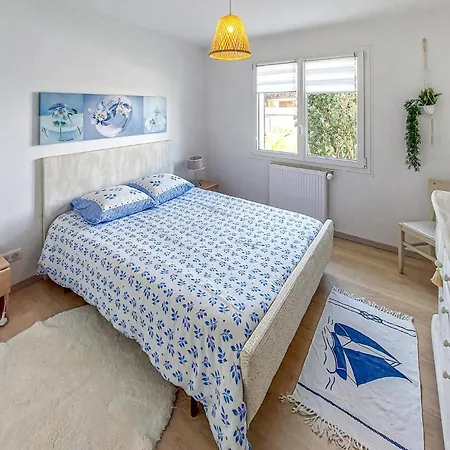 펜션 Lovely Home In Notre-Dame-De-Monts With Wifi 노트르담드몽